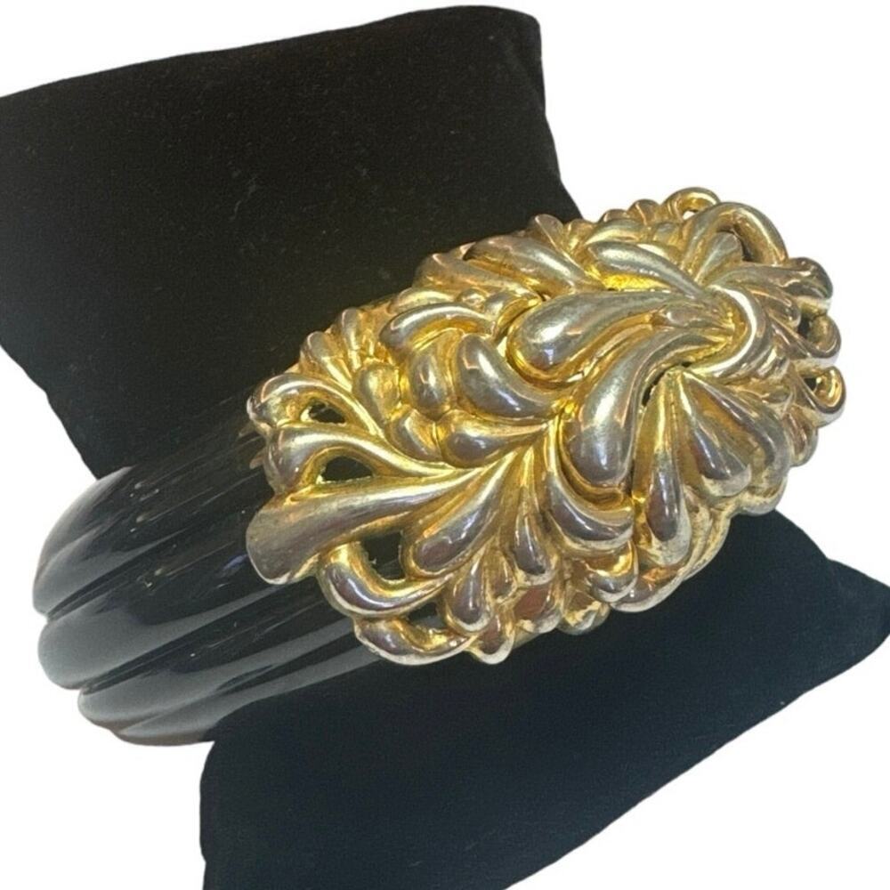 1980s Designer Inna Cytrine Paris Black Lucite Bangle Bracelet